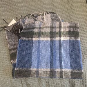 Plaid Blue and Gray Scarf from Ireland-Brand new!